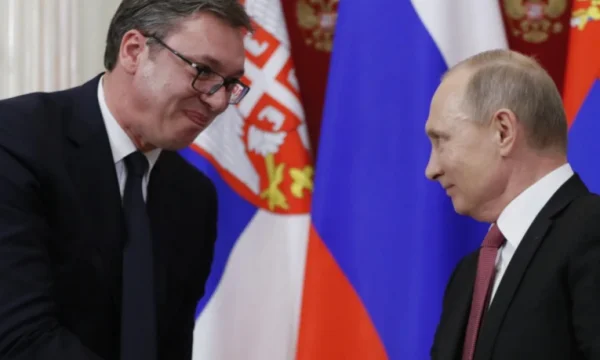 Italian newspaper: Putin blowing fire to Kosovo