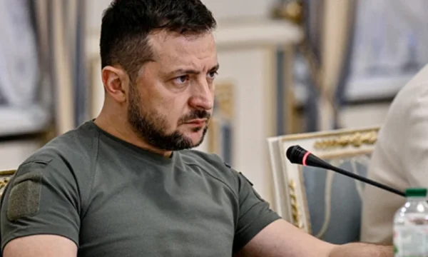 Zelensky: Die Situation ist kompliziert in der gesamten Frontlinie, es gibt Angriffe jeden Tag