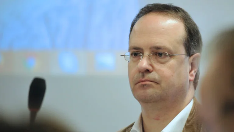 Weber: Pristina to postpone implementation of Targat decision, Belgrade withdraw from request for Association
