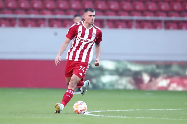Who is the player who dreamed of representing Albania, now rejects the National invitation?