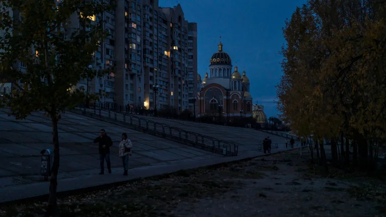 Evacents are warned in case of total power loss in Kiev