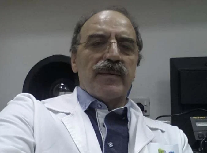 Cabezas en su mundo científico y vio problemas: nadie me pregunta, me sentaré en el Parlamento