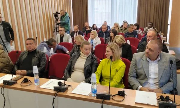 Incluso los jefes de Zubin Potok, Zvecan Leposaviqi