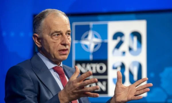Geoana: KFOR will eingreifen, wenn Stabilität in Kosovo bedroht ist