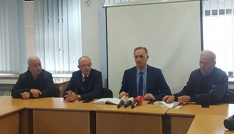 Il settore privato avverte la protesta la prossima settimana: dare al governo un lungo termine