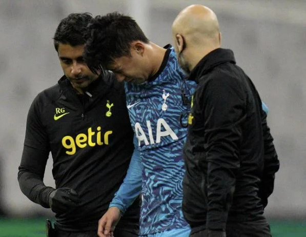 Offizieller: Tottenham bestätigt Son wird betrieben