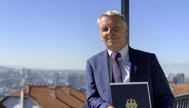 Ambasciatore tedesco per targhe: Abbiamo cercato 12 mesi.