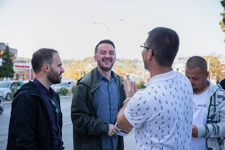 Mollyqa: Sono un ateo, non mi aspetto voti dai credenti