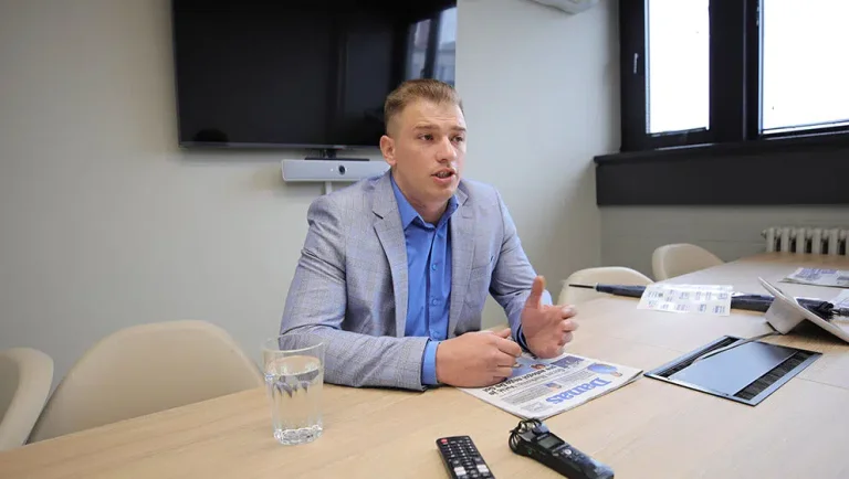 Arsenijevic: First sentence to be pronounced, I will remove my RKS plates