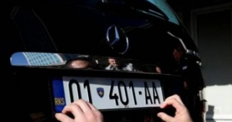 Serben konvertieren Platten, nicht zu RKS, sondern zu RA