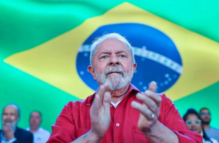 Brazil elections: Lula makes a big return to defeat Bolsonaron