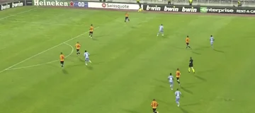 Erstes Stück in “, Fadil Vokrri” zwischen dem Balkan und Slavia Prag, herunterfahren