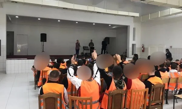 Lipjan Prison tenuto concerto, immagini pubblicate