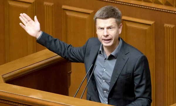 Ukrainischer MP, der heute in der EU für Kosovo spricht, ist in Pristina