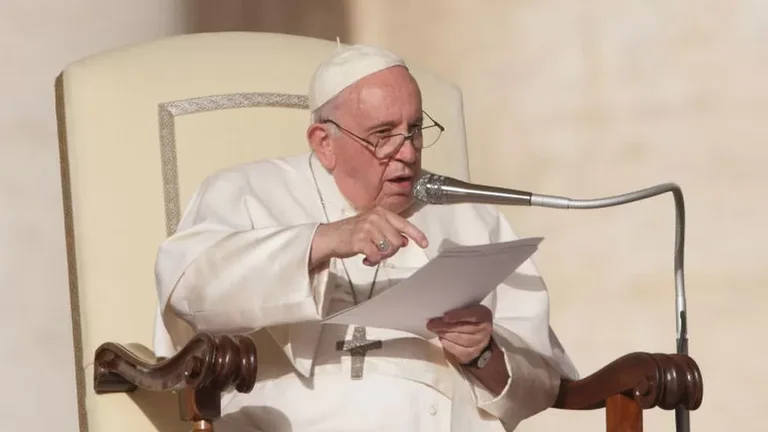 Papa Francescu: Nuns también ver pornografía