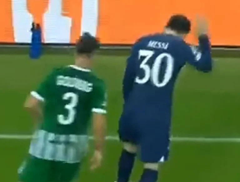 El momento del miedo cuando Mess sostiene su mano como si estuviera herido, la razón era diferente.