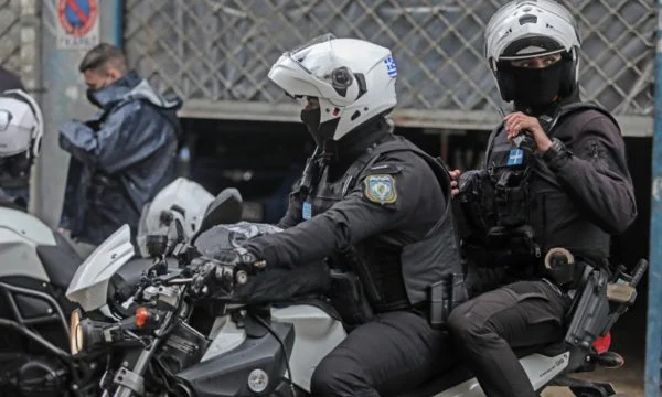 Albanian brothers kill a 53-year-old axe in Greece