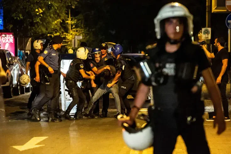 11 pro-Kurdish media journalists arrested in Turkey