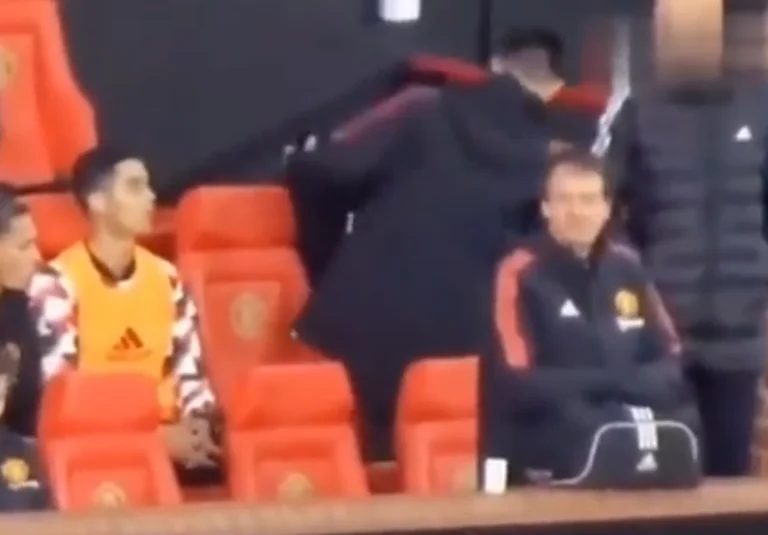 New images published: Look how Ronaldo refused to play when Ten Hag told him.