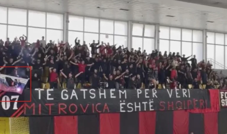 “Ready for North”, blood-blooded fans burn Serbia's flag