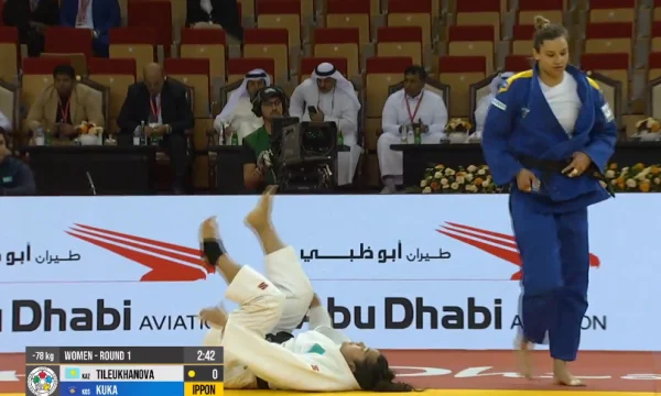Great. Loriana Kuka gewinnt die erste Runde von Abu Dhabi Grand Slam