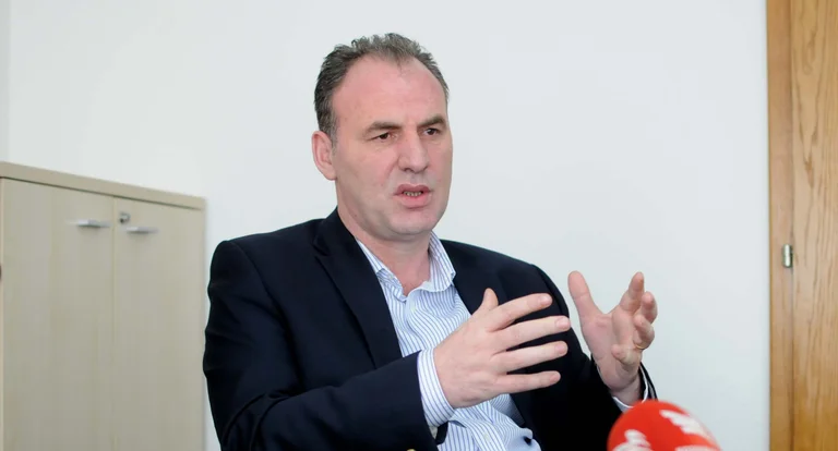 Limaj uron Hotin: Nisma do të japë kontributin në Qeveri dhe Kuvend