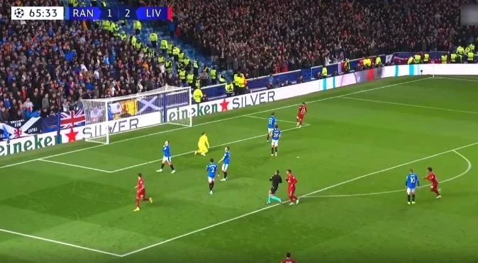 Style Pass von Firmine Nnez leicht markiert Liverpool gegen Rangers