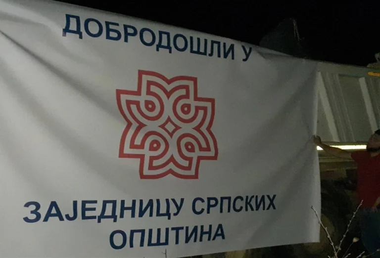 Rapporto sui progressi: Kosovo per stabilire l'associazione senza indugio