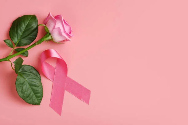 Ottobre rosa: 10 sintomi non dovresti ignorare il cancro al seno!