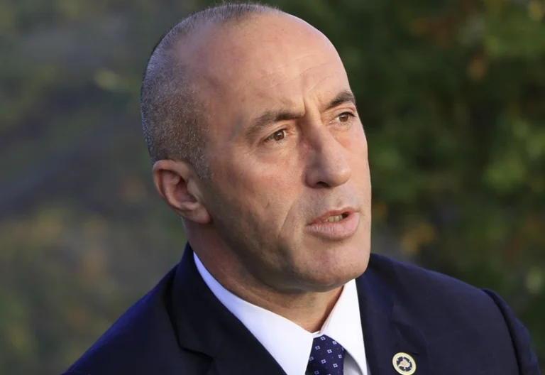 Haradinaj: Perceived Premierminister, Staat hält Jahre nicht