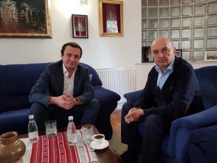 Mustafa: Se Kurt mi ha considerato un estortore e un abusatore, perché è venuto a pregare nella pace del governo?