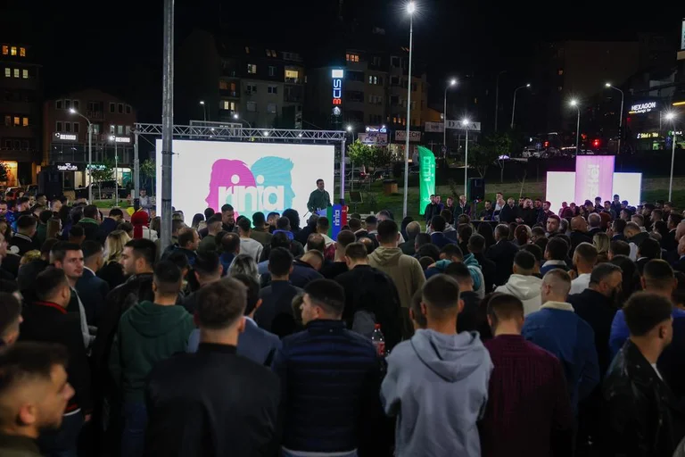 Krasniqi en la Convención sobre las Elecciones Juveniles: Sea valiente para cambiar su vida y otros