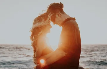 In long bonds of love, partners hate these mistakes