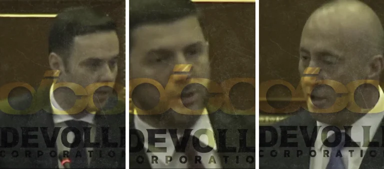 VV e un video: Il volto dell'opposizione è il logo di Devul e dice loro quando si sta per pisciare ancora di più