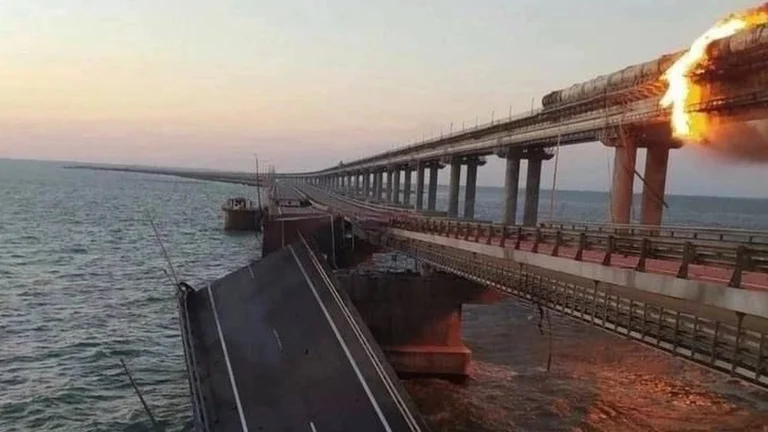 Russia aumenta la sicurezza dopo l'esplosione su Crime Bridge