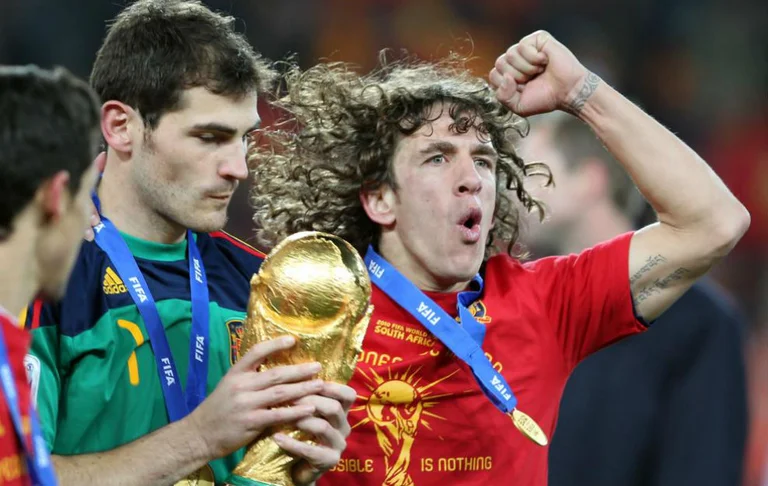 After Casillas admitted that he's gay, Puyol comes with full suspicion