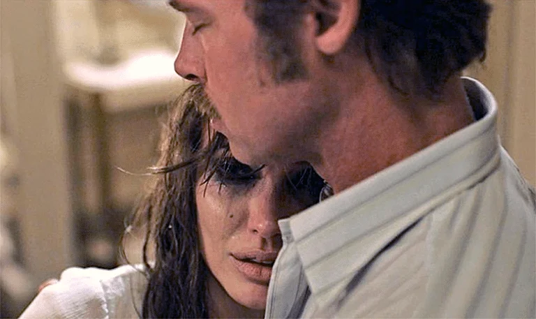 Gewalttaten: Brad Pitt reagiert nach Angelina Jolies Anklage