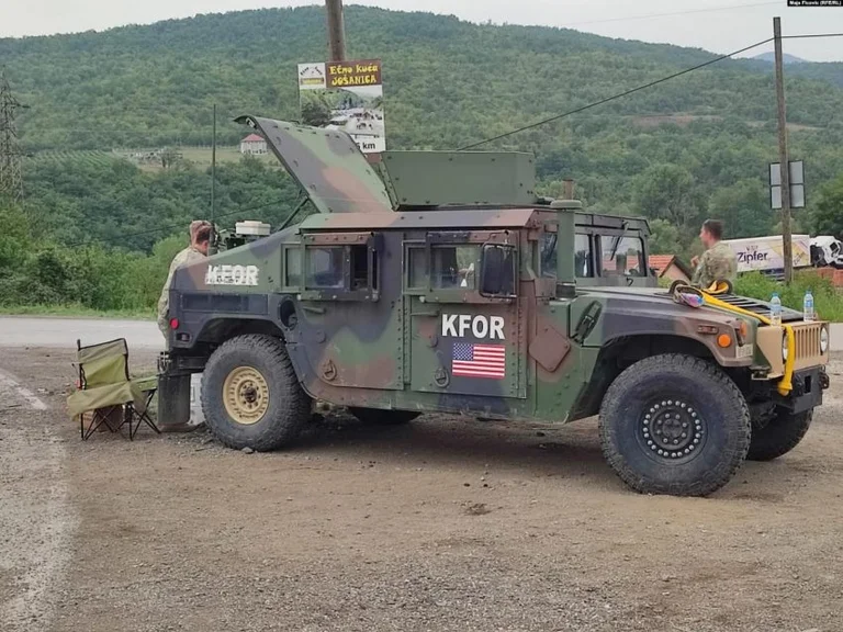 US sendet 300 Soldaten, um die Souveränität Kosovos zu verteidigen