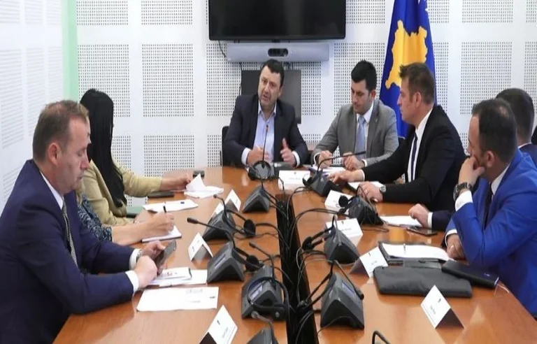 Energy Investigation Commission Gathers Today