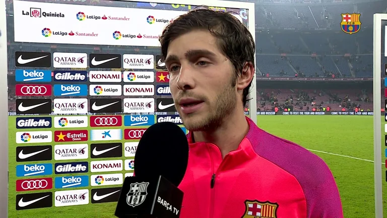 Sie kann nicht stehen Sergio Roberto: Ich erhalte es nicht. Sie wissen nicht die Regeln oder was?