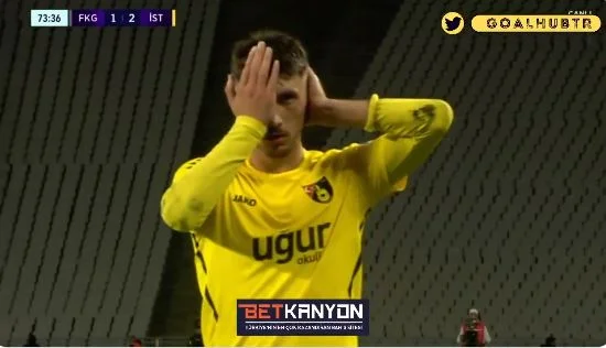 Quelle action ce Jethmir Topalli a marqué un beau but dans la Superliga turque