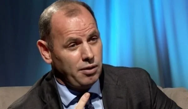 Ladrovci pour l'opposition municipale: l'échec de Bedell à tricher les citoyens blesse beaucoup