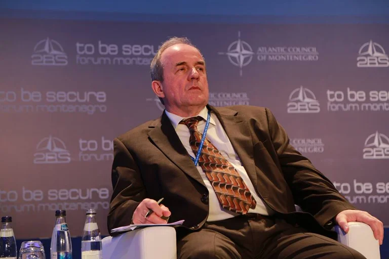 Bugayski: EU quält Vucinqi, wie Putin einmal toleriert