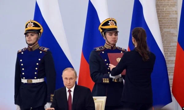 American experts say Serbia's co-operation with Russia is not in interest