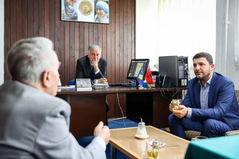 Memli Krasniqi meets pensioners: In the current crisis, they are the most vulnerable part