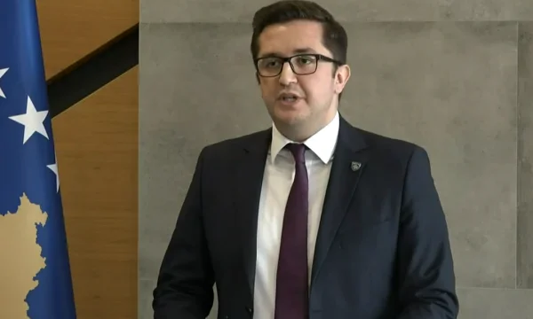 Mustafa alarmon: Dimër mesjetar po na vjen, peleti mbi 400 euro dhe drunjtë drejt 100 euro