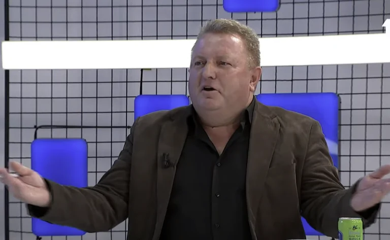 Berisha ironizon me Rizvanollin: U vonova për emision, se u lava bashkë me dy-tre kojshi
