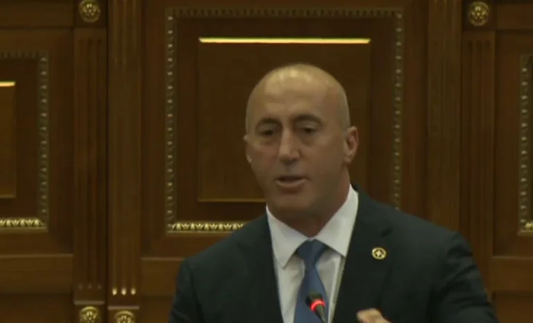 Haradinaj – Kurtit: Kam qenë nxënës me 5-she, ndoshta ti nuk e beson