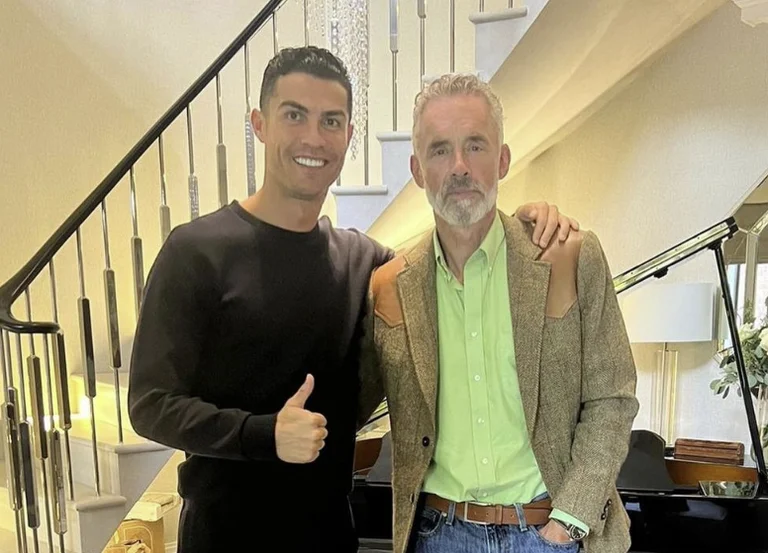 Psikologu i Ronaldos tregon se çfarë biesdoi me portugezin: Ka probleme në jetën e tij