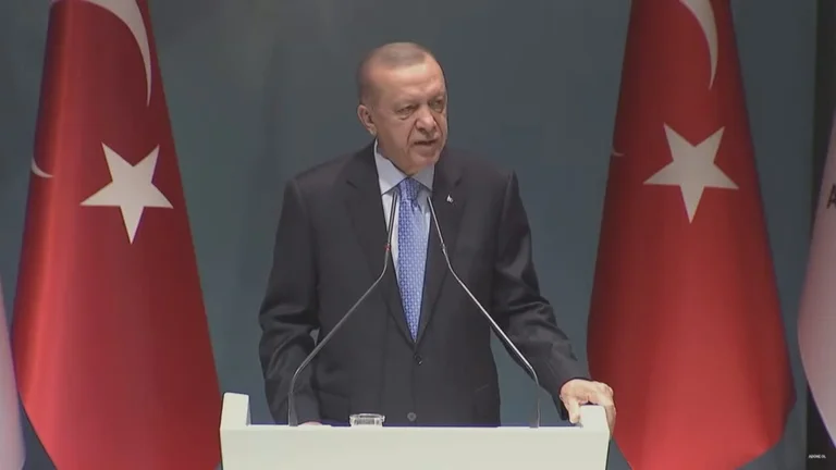 Erdogan kërcënon Greqinë: Nuk duam që deti Egje të lahet në gjak